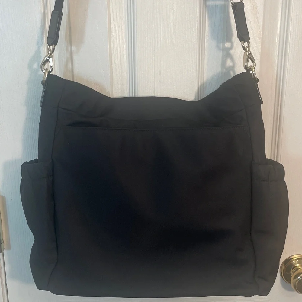 KATE SPADE Black NYLON TOTE /Baby Bag 18” X 14 1/2” X 4” Crossbody Many Pockets - Picture 7 of 16